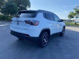Used 2024 Jeep Compass Limited image 3