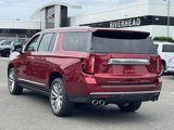 Used 2023 GMC Yukon XL Denali w/ Advanced Technology Package image 4