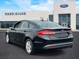 Used 2018 Ford Fusion SE w/ Fusion SE Technology Package image 4