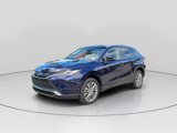 Used 2022 Toyota Venza XLE image 3