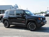 Used 2023 Jeep Renegade Trailhawk image 2