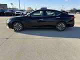 Used 2023 Nissan Altima 2.5 SV image 2