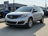 Used 2015 Chevrolet Traverse LS image 2