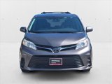 Used 2020 Toyota Sienna LE image 2