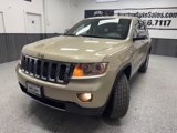 Used 2011 Jeep Grand Cherokee Overland image 2