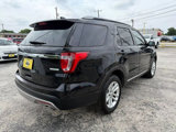 Used 2017 Ford Explorer XLT image 5