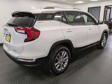 Used 2022 GMC Terrain SLT w/ Infotainment Package II image 4