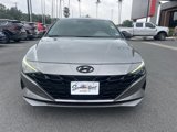 Used 2022 Hyundai Elantra SEL w/ Convenience Package image 2