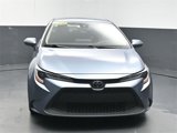 Used 2020 Toyota Corolla LE image 3