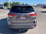 Used 2019 Toyota Highlander LE image 4