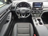Used 2022 Honda Accord Sport image 4