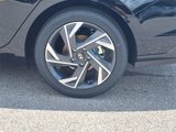 New 2025 Hyundai Elantra Limited image 6