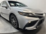 Certified 2021 Toyota Camry SE image 3