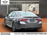 Used 2022 Toyota Camry SE image 5