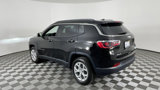 Used 2024 Jeep Compass Latitude image 6