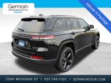 New 2025 Jeep Grand Cherokee Altitude image 4