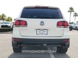 Used 2010 Volkswagen Touareg TDI image 6