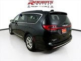 Certified 2023 Chrysler Pacifica Limited image 5