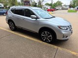 Used 2019 Nissan Rogue SL w/ Premium Package image 2