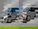 Used 2015 Chrysler Town & Country Touring image 4