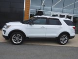 Used 2018 Ford Explorer XLT w/ Equipment Group 202A image 2