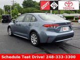 Used 2021 Toyota Corolla LE image 3