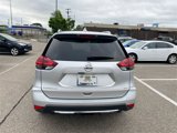 Used 2018 Nissan Rogue SL image 4