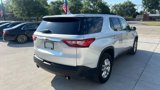 Used 2018 Chevrolet Traverse LS image 5