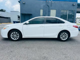 Used 2015 Toyota Camry LE image 3