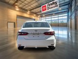 Used 2024 Toyota Camry SE image 5
