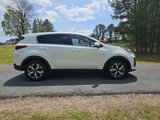 Used 2022 Kia Sportage LX image 4