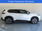 Used 2021 Nissan Rogue SV image 2