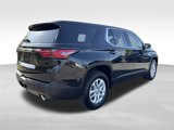 Used 2022 Chevrolet Traverse LS image 5