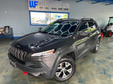 Used 2016 Jeep Cherokee Trailhawk image 2
