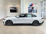 New 2025 BMW 550e xDrive w/ Premium Package image 5