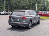 Used 2020 Volkswagen Tiguan SE image 5