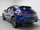 Certified 2024 Porsche Macan image 3