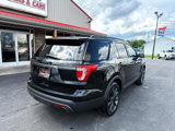 Used 2017 Ford Explorer XLT image 4