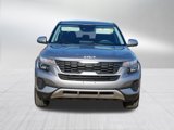 Certified 2022 Kia Seltos LX image 2