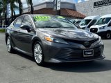 Used 2018 Toyota Camry XLE image 2