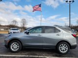 Used 2023 Chevrolet Equinox LT w/ Driver Convenience Package image 2