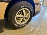 Used 1986 Pontiac Fiero SE image 5