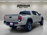 Used 2018 Toyota Tacoma TRD Sport image 5