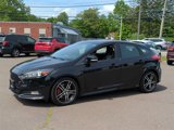 Used 2017 Ford Focus ST image 2
