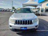 Used 2011 Jeep Grand Cherokee Laredo image 2