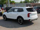 Used 2024 Kia Telluride S w/ S Sunroof Package image 6