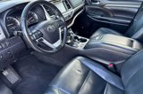 Certified 2017 Toyota Highlander Limited w/ Carpet Mat Package image 2