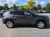 Used 2024 Jeep Compass Sport image 3