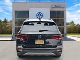 Certified 2022 Volkswagen Taos SE image 5