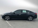 Used 2022 Nissan Altima 2.5 SV image 2